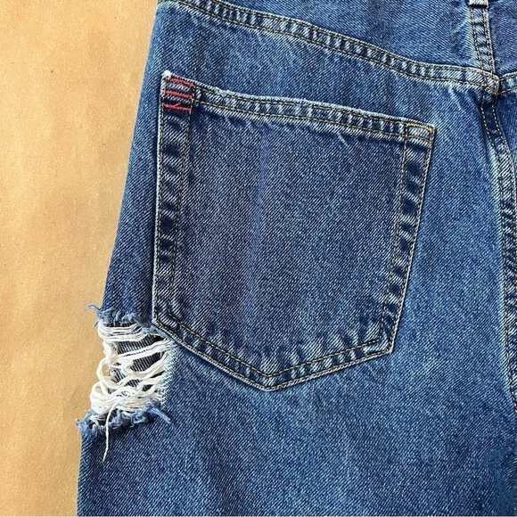 Urban Outfitters | BDG Mom High Rise Jeans Destroyed Medium Wash Denim Size 26 - Picture 11 of 13
